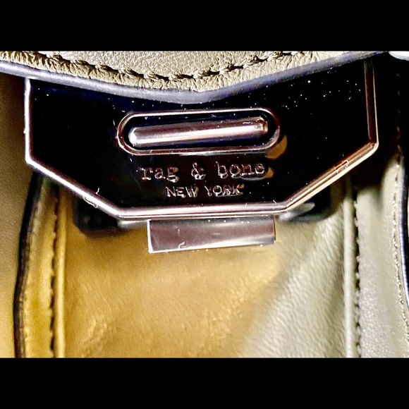 Purse - Picture 3 of 8